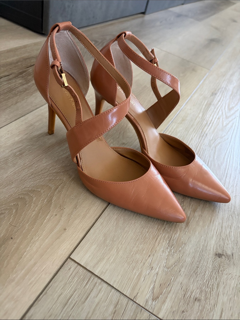 Calvin Klein Gildana Pumps Size W6